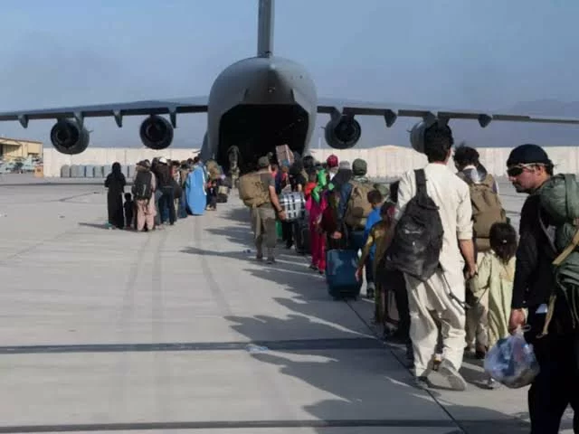 Kabul airport attack kills 60 Afghans, 13 US troops - SACHNEWS